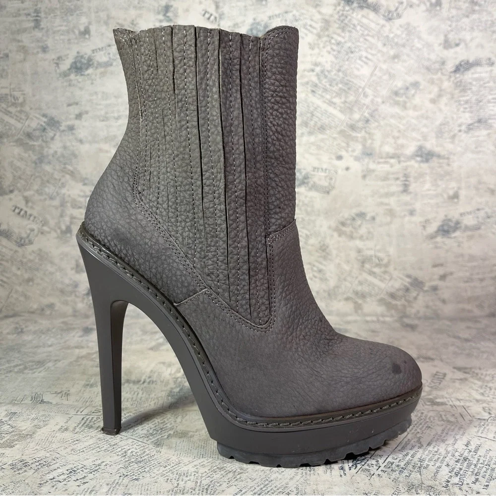 BCBGMaxAzria Virginia Taupe Leather Platform Stiletto Pull On Tall Boots Nubuck